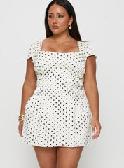 Evangelie Ruched Mini Dress White Polka Curve